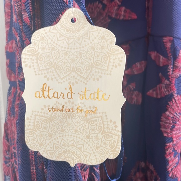 Altar’d state beautiful blue floral maxi dress. - Picture 3 of 4